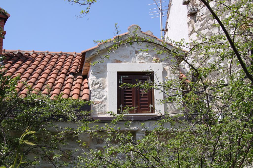 Villa Rustika Sutivan Bagian luar foto