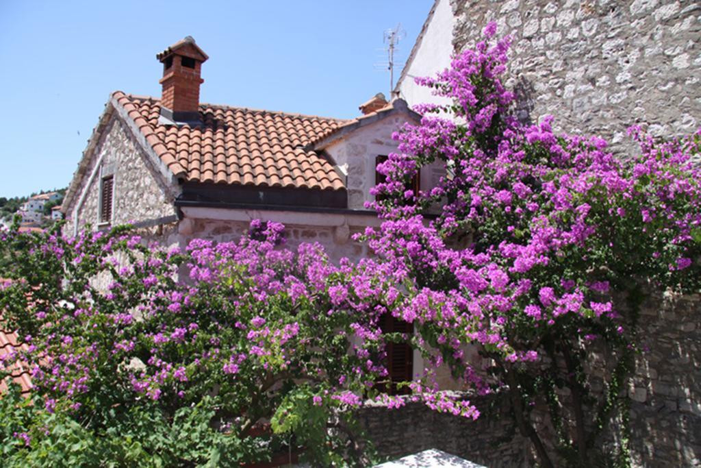 Villa Rustika Sutivan Bagian luar foto